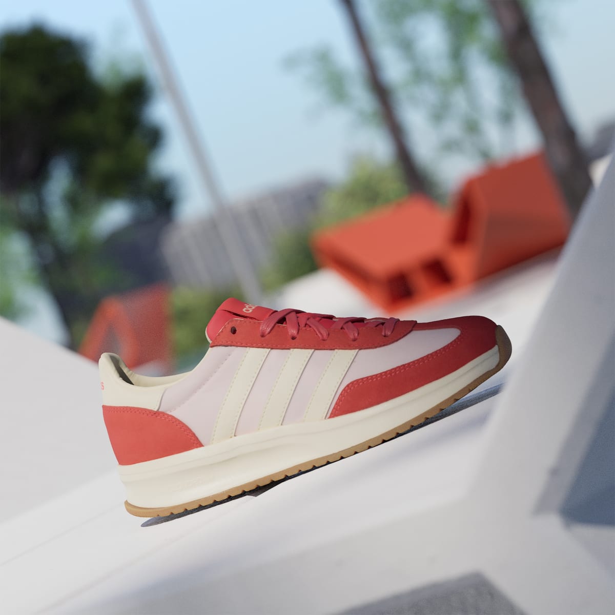 RUN 70s 2.0 Shoes - Image 2